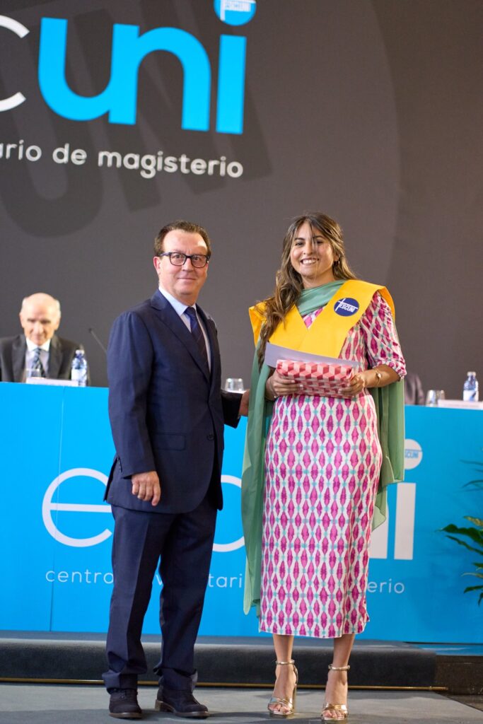 Graduación de Magisterio en Educación Primaria y de Doble Grado 2023