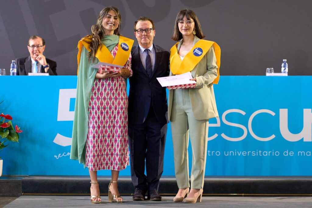 Graduación de Magisterio en Educación Primaria y de Doble Grado 2023