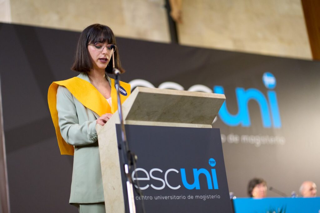 Graduación de Magisterio en Educación Primaria y de Doble Grado 2023