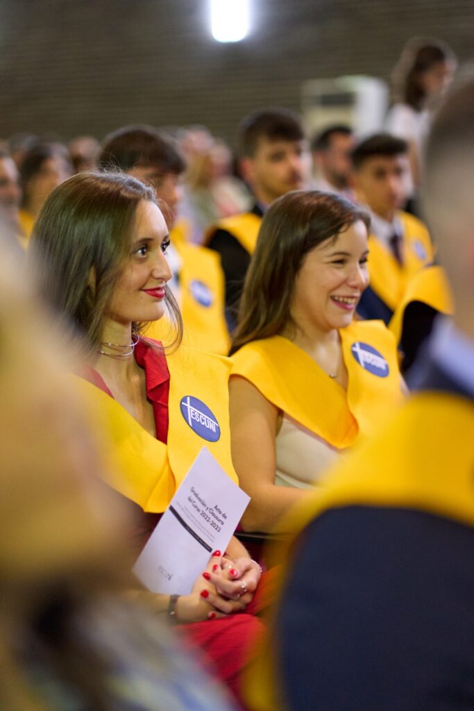 Graduación de Magisterio en Educación Primaria y de Doble Grado 2023